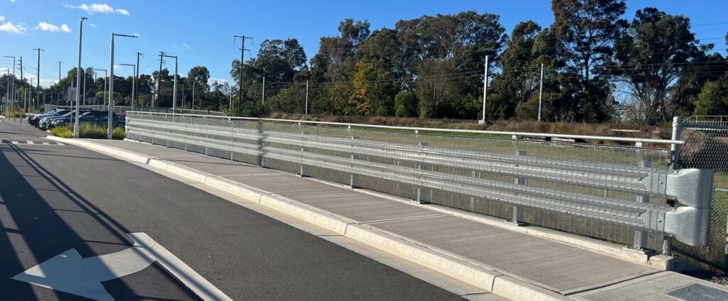 Exterior car park with RHINO-STOP®️ Type 1 crash barriers.